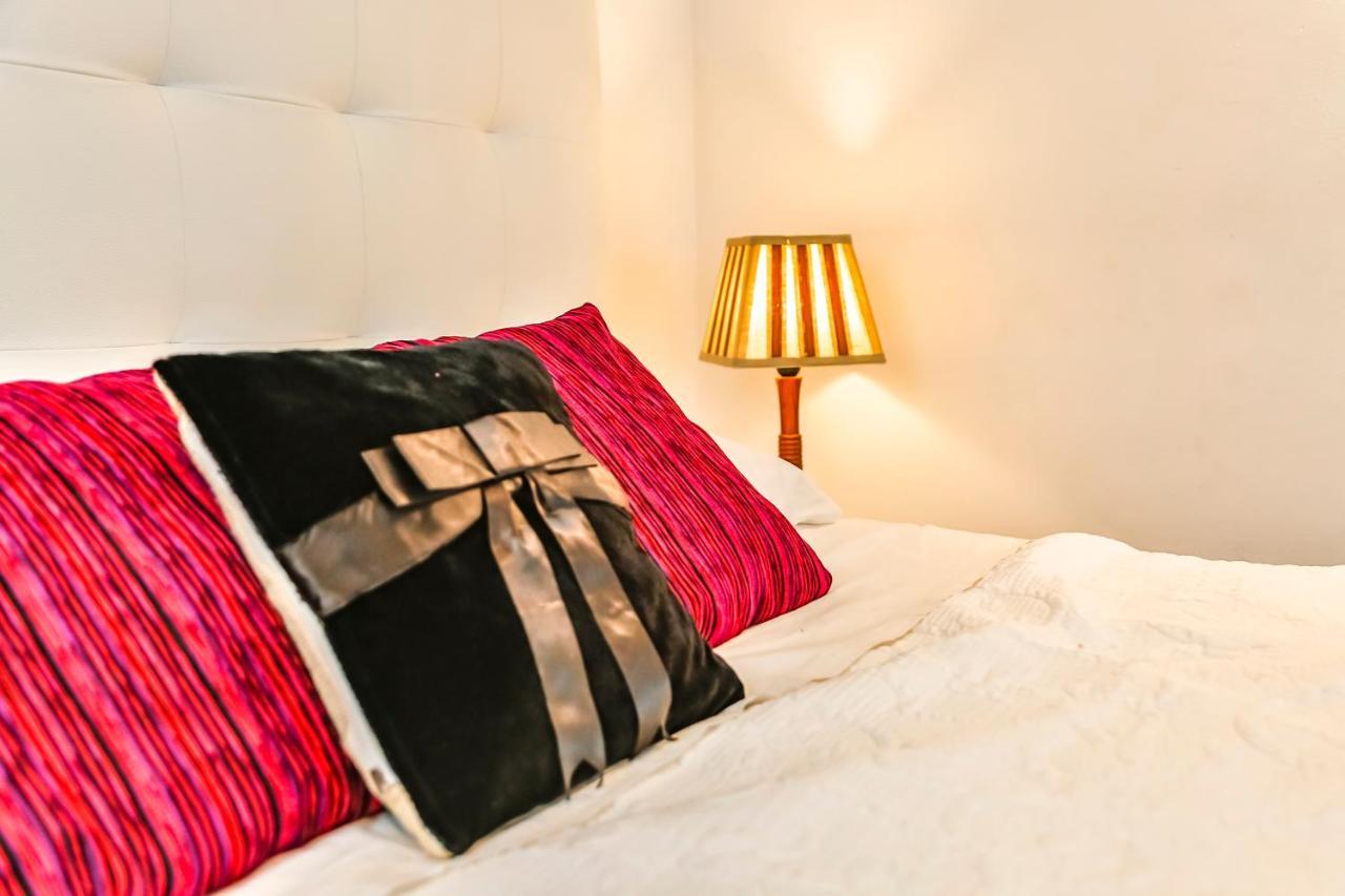 Ghat Apartments Montroig Sitges Exterior foto